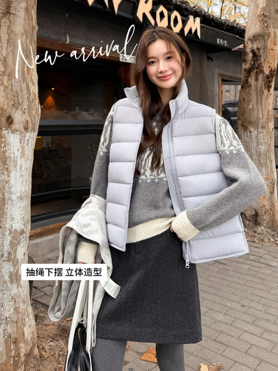 雅鹿排骨轻薄短款羽绒马甲女士2025新款外穿立领时尚洋气保暖背心