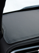 Insulated center console car interior instrument panel light-proof mat sunshade Yueye workbench sun protection mat Baojun special modification