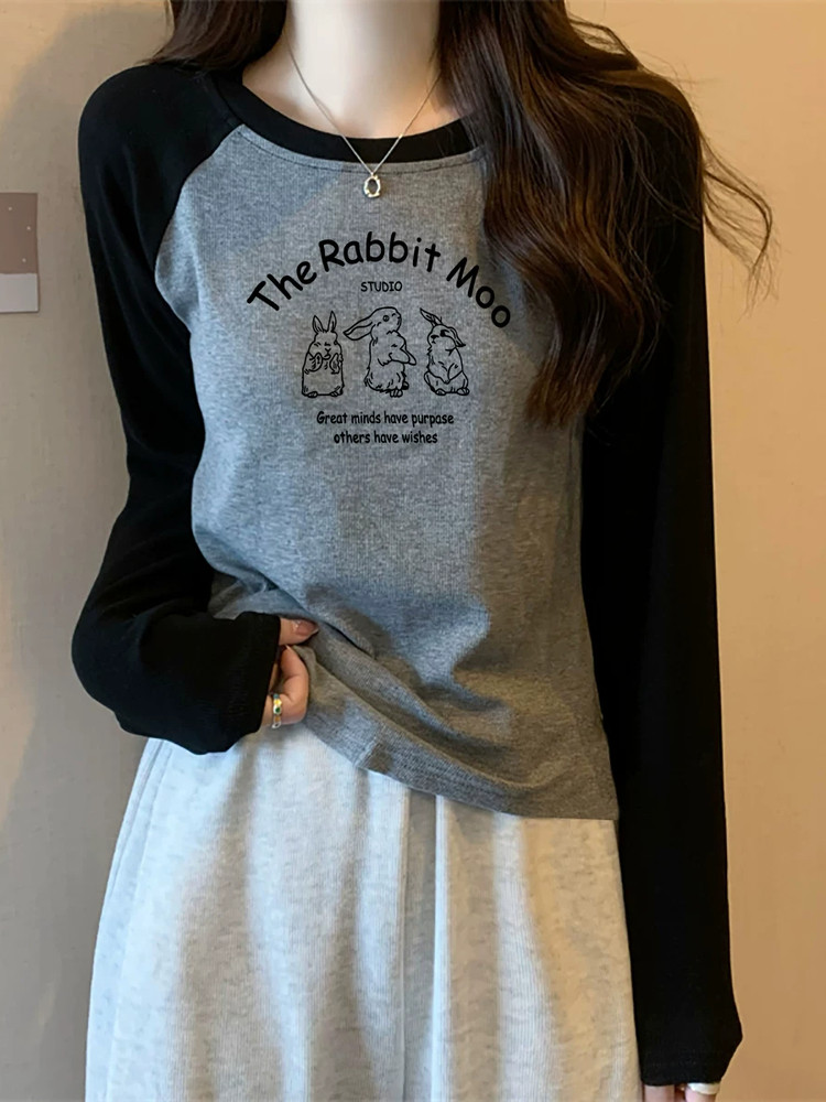 Winter Color-Blocked Pure Cotton Long-Sleeve T-Shirt for Girls, Suitable for Spring and Autumn, for Middle and High School Students, Can Be Worn as Outerwear or as an Inner Layer, Loose-Fitting Base Shirt Top
