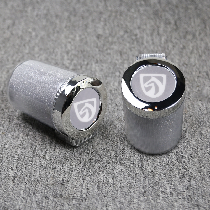 Suitable for Bao Jun 730530510310 Car on-board 7-color cigarette ashtray with LED night light can hang air outlet