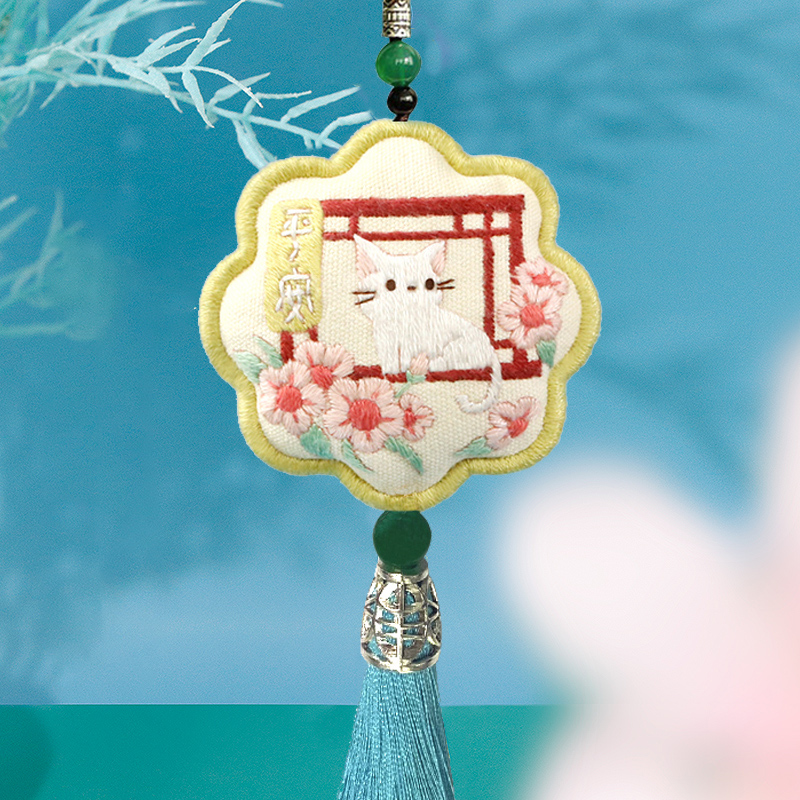 Practical hand-made diy souvenirs for boys and boyfriends as birthday gifts for Valentine's Day couples