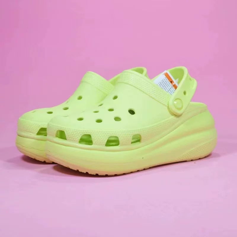 Crocs Crocs новая 2024 женских дырчатая обувь puff clog толстая подошва увеличенная спортивная быстросохнущие пляжные сандалии