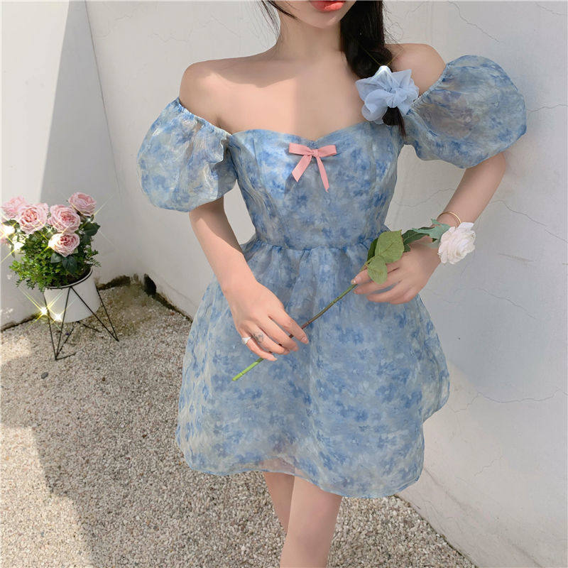 Sweet and fragrational flowers for women 2021 Summer new French style retro little sub-square neck Blister Princess Dress