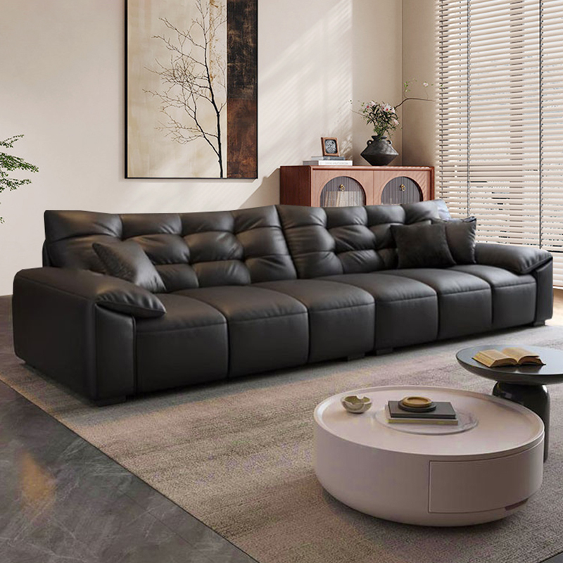 大きな黒いパンダの爪革ソファ第一層牛革ソファイタリアのミニマリストのリビングルームの小さなアパートのストレートブラックソファ