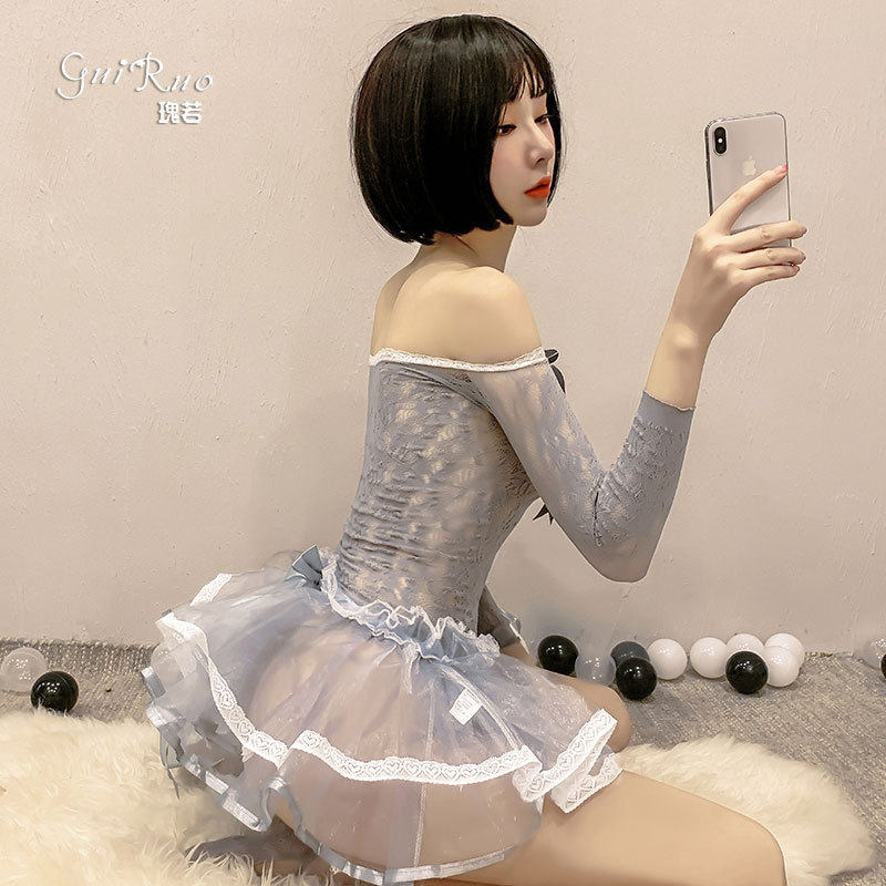 Sexy maid light-looking veil dress to bra shoulder temptation to shake-up net clothes and socks and princess