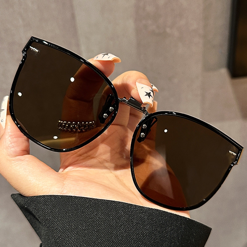 Italian Maxqueen Fashion Square Frame Sunglasses for Men and Women, Polarized Anti-Uv Driving Sunglasses with Resin Lenses Italian Maxqueen Fashion Square Frame Sunglasses for Men and Women, Polarized Anti-Uv Driving Sunglasses with Resin Lenses