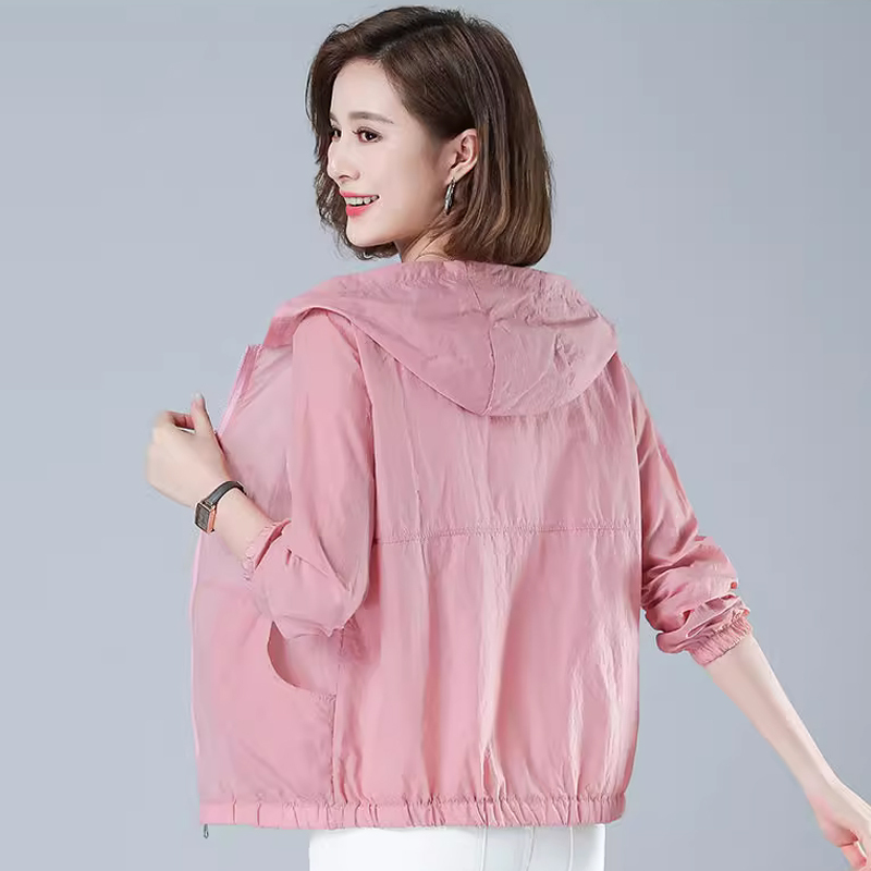 Sun Protection Clothing for Women 2026 Summer New Style for Mothers, Middle-Aged and Elderly, Sun Protection Clothing with Hood, Outdoor Breathable Long-Sleeved Thin Jacket, Trendy