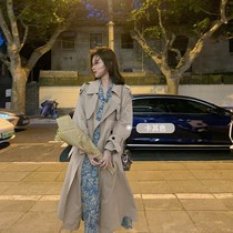 Early Autumn New Wind Clothes Pituality White Woman Medium Long style Inn Wind 2021 High-end atmospheric Korean version Temperament Popular