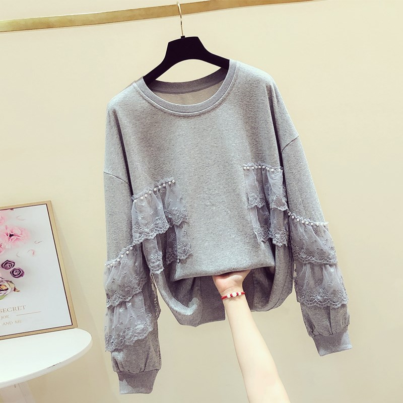 Hong Kong beaded lace stitching thick T-shirt women's 2022 spring new Korean version design niche loose pullover top