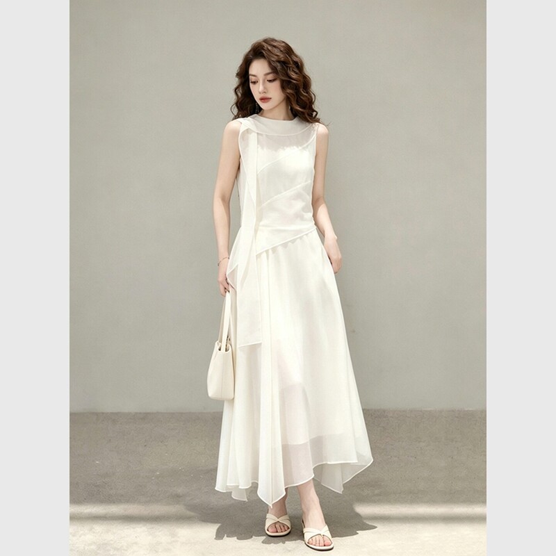 2026 Summer New White Sleeveless Dress with a High-End, French-Style, Unique and Beautiful Design 2026 Summer New White Sleeveless Dress with a High-End, French-Style, Unique and Beautiful Design