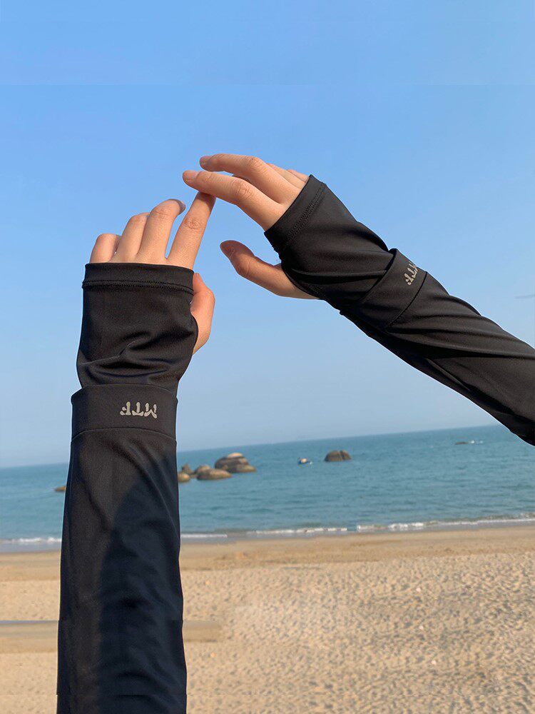 New 2021 net red sunscreen anti-mosquito hand sleeve arm guard female stretch loose ice silk sleeve men's art summer cool