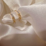 Дизайнерские серьги, коллекция 2021, тренд сезона, популярно в интернете, французский стиль