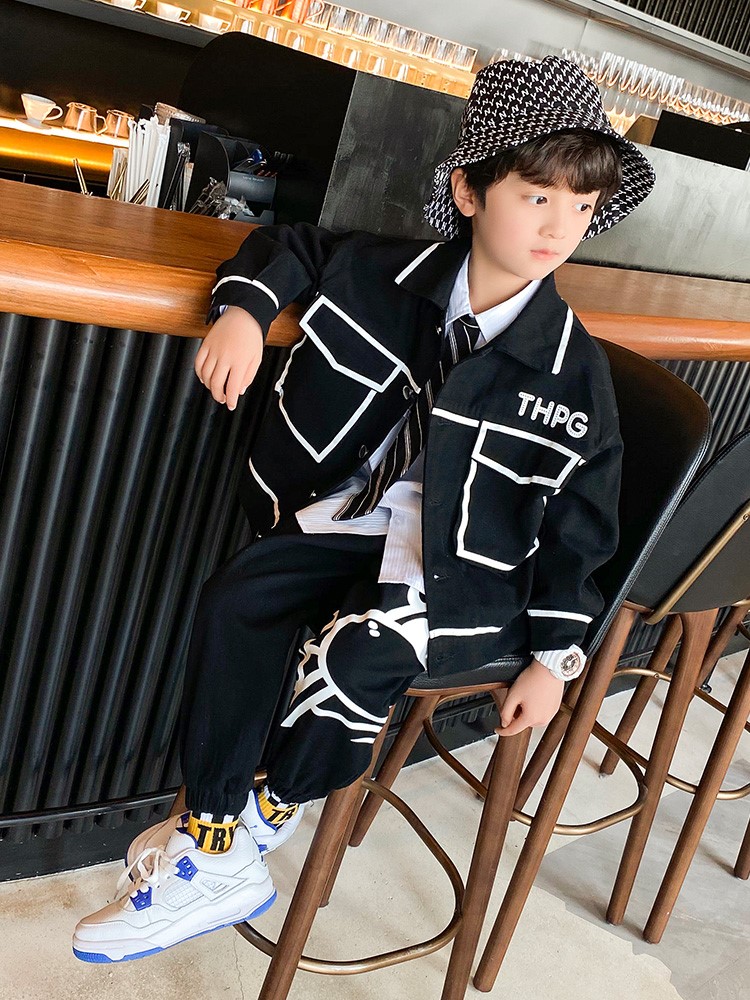 Korean boys' suits autumn clothes 2022 spring and autumn new children's fashionable clothes boys net red handsome Korean children's clothes