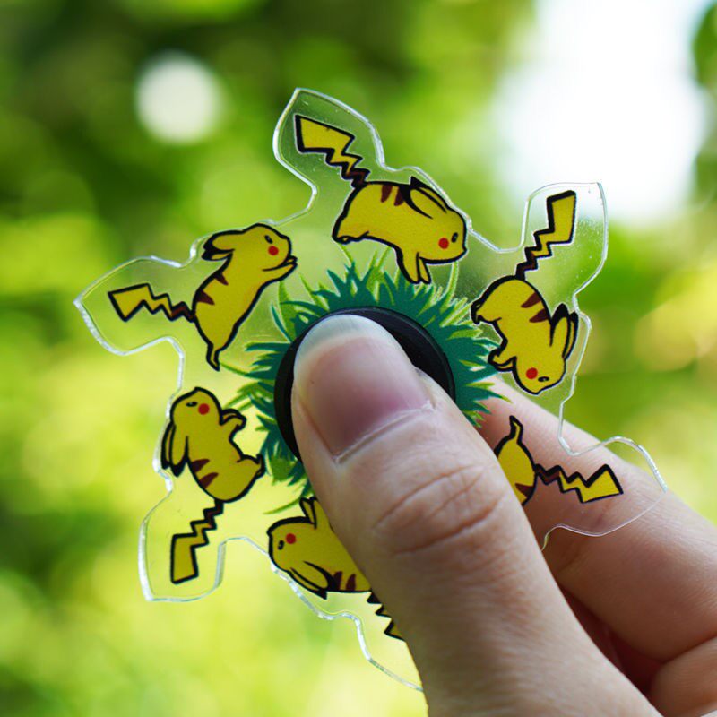 Shaku Ying of the same finger gyroscope decompression artifact 3D dynamic Pikachu toy running for the resounding man