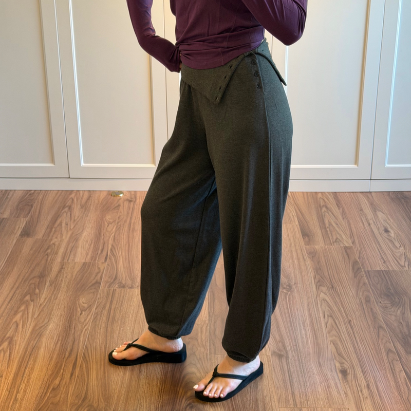 Ginngym Button-Up Straight-Leg Sports Pants with Cuffed Ankles, Soft and Skin-Friendly