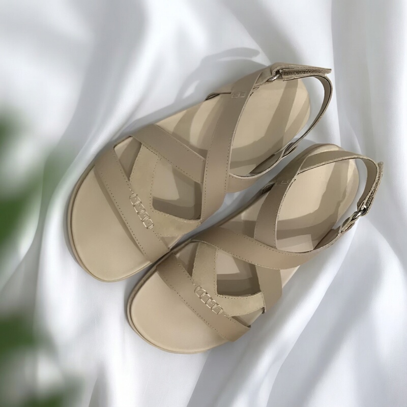 26 Years of Ugg Summer Women's Sandals, Comfortable Solid Color Flat Open-Toe Casual Thong-Style Sandals 1178851