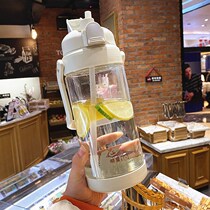 Brief Trends Adults Straws Plastic Cups Big kettle with Handcup Men and women Fitness Sports Big Capacity Water Cups