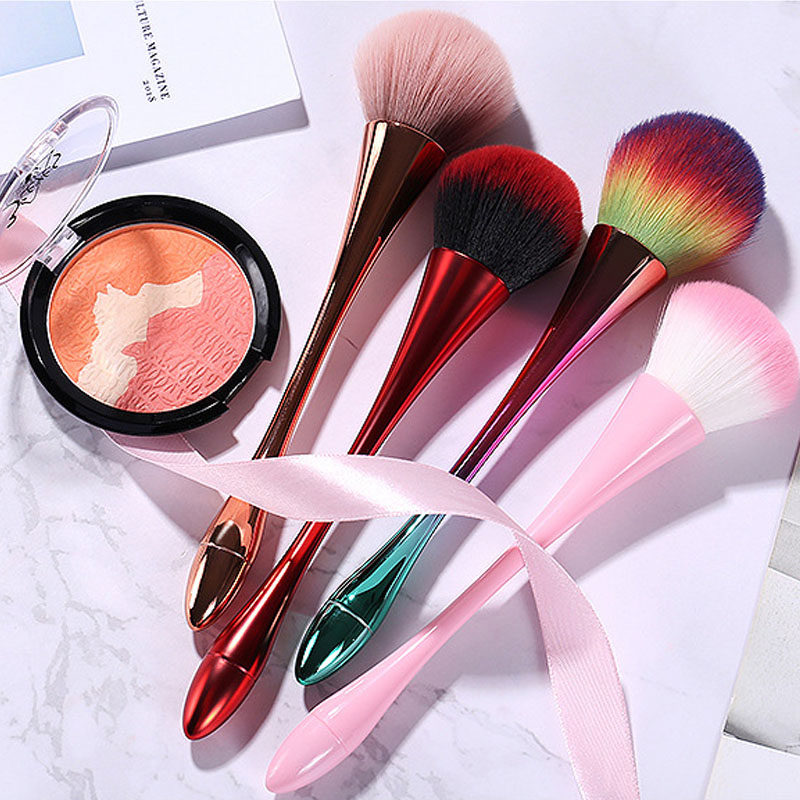 Douyin with the same net red blush brush multi-functional makeup brush eye shadow loose powder eyebrow powder eyebrow cream foundation brush soft and not tied