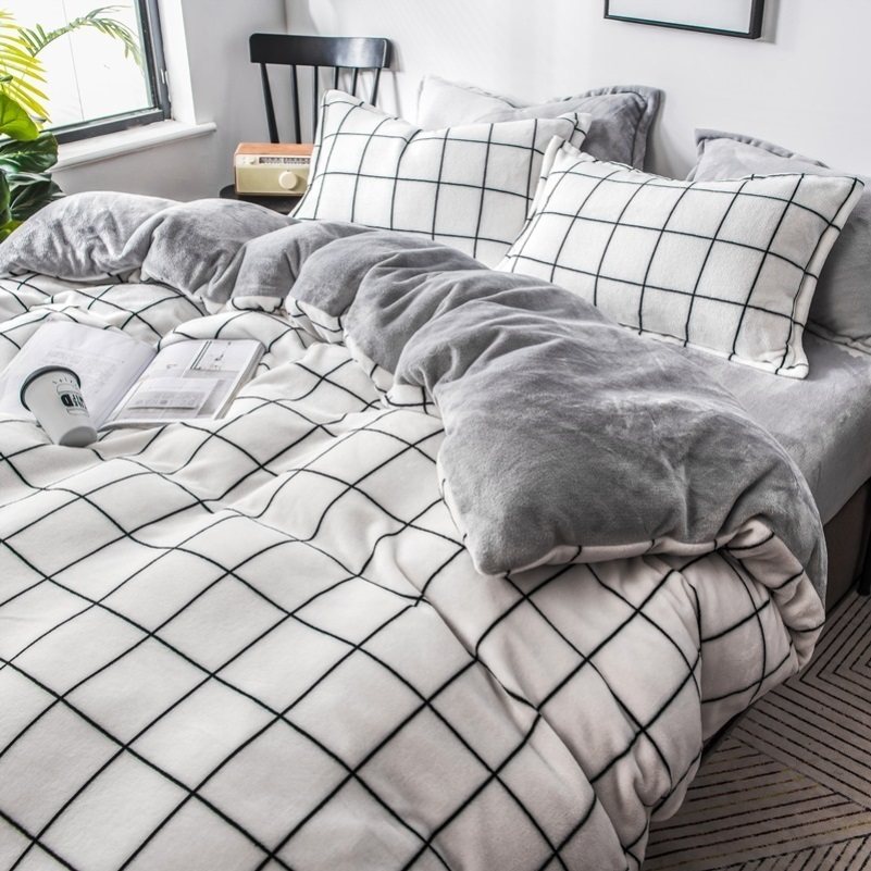 Milk Velvet is grinded by ab face pure colored quilt All cotton four pieces of advanced sleeping skin autumn and winter boys