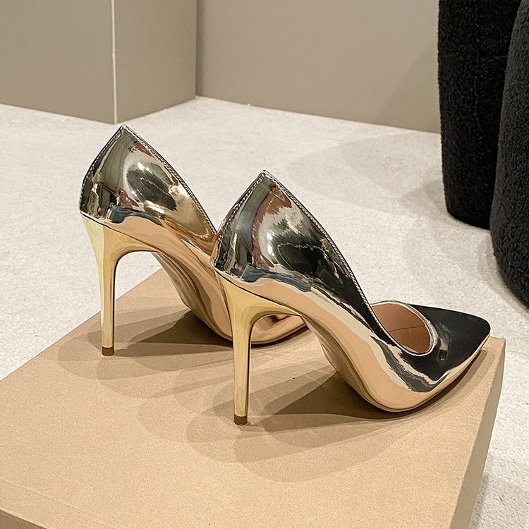 2026 Spring and Autumn New Style Stunning Gold Pointed Toe Patent Leather High Heels, Elegant Thin Heels, Comfortable and Sexy Women's Single Shoes 2026 Spring and Autumn New Style Stunning Gold Pointed Toe Patent Leather High Heels, Elegant Thin Heels, Comfortable and Sexy Women's Single Shoes
