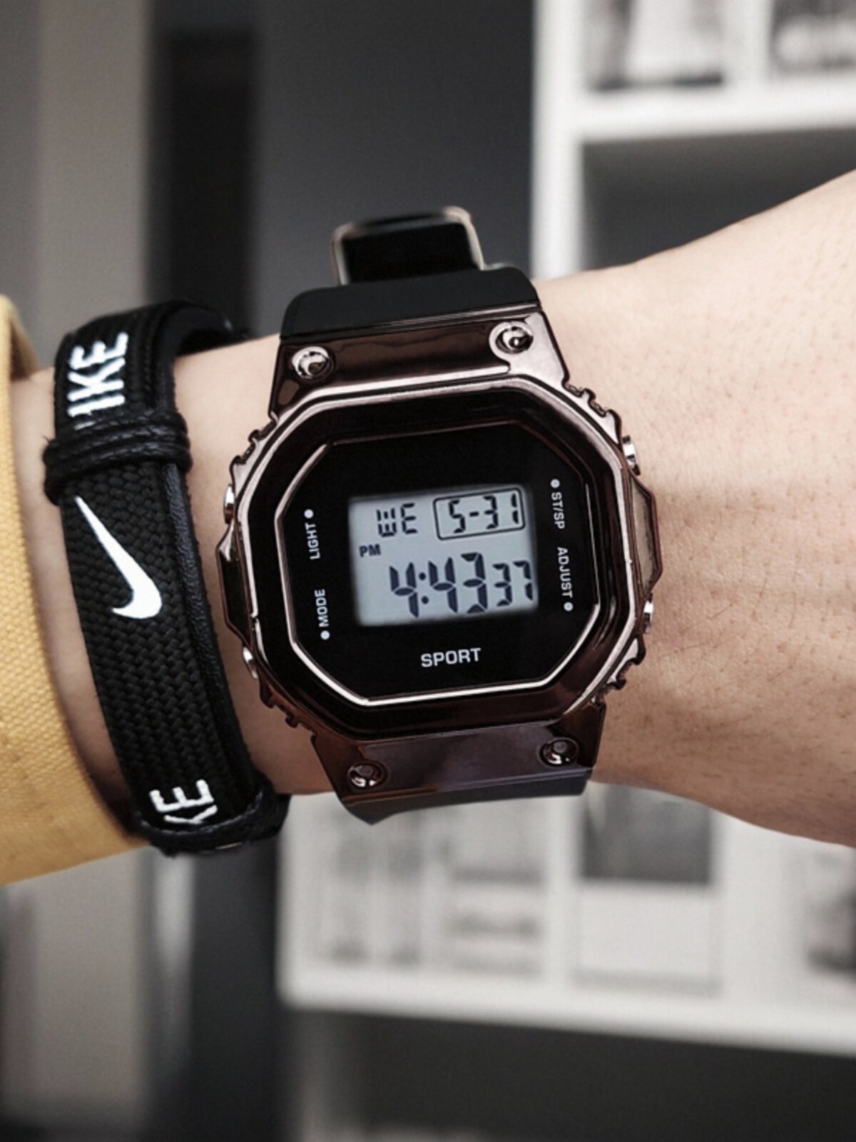 Small Square Watch for Men ins Style Student Youth Middle and High School Trendy Sports Waterproof Electronic Watch for Women