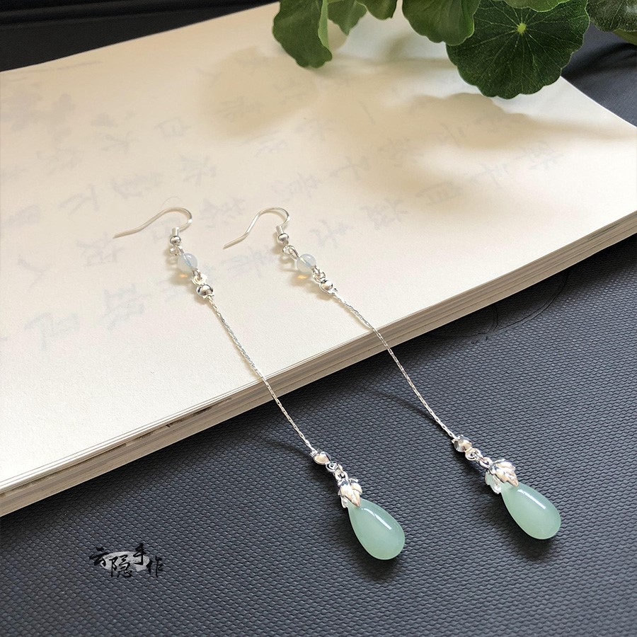 Antique Hanfu National style girl costume fairy classical accessories water drop glass earrings ear hook earrings earrings Bai Fengjiu
