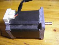 SANYO Sanyo two-phase 60 stepper motor 2 6A 3A 1 8° 103H7823-0740