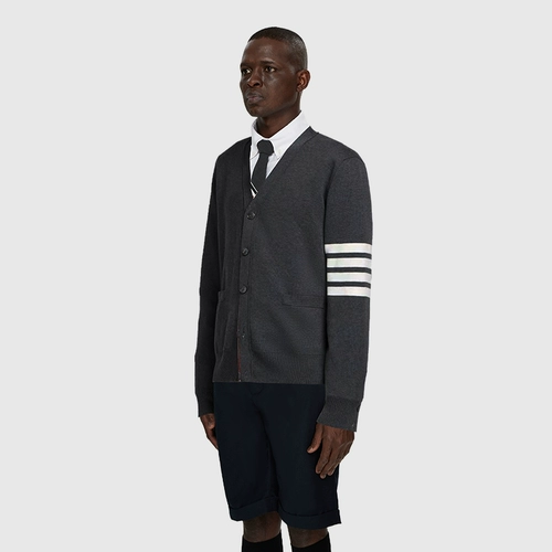 Классический кардиган, трикотажный демисезонный свитер, утепленный лонгслив, куртка подходит для мужчин и женщин для влюбленных, официальный продукт, V-образный вырез, облегающий крой