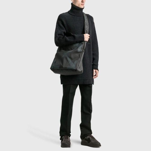 Off-white ™ Micro Bouclé Thint Turtleneck Свитер Свитер Человек HBX