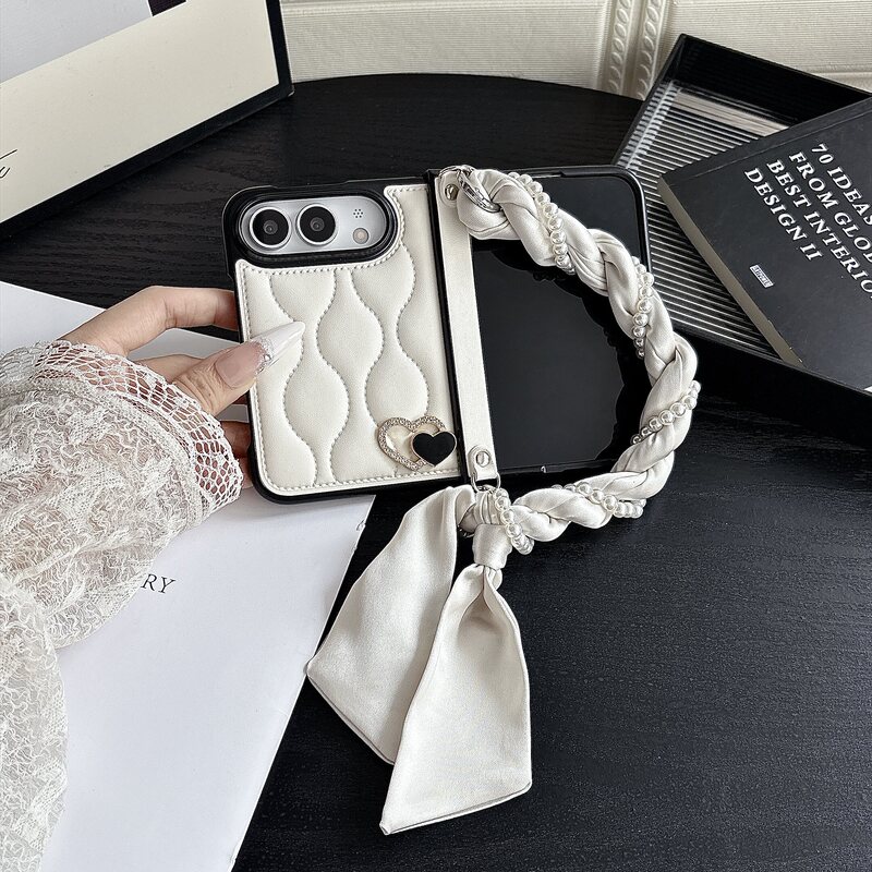 Cowhide Leather Case Suitable for iPhone Duo Foldable Screen Phone, Ultra-High-End, Lightweight, Luxury Chanel-Style, Oil-Resistant, Full Coverage for Apple 18Fold, Dual Hinge, Silk Scarf Bracelet, Anti-Drop Protective Case Cowhide Leather Case Suitable for iPhone Duo Foldable Screen Phone, Ultra-High-End, Lightweight, Luxury Chanel-Style, Oil-Resistant, Full Coverage for Apple 18Fold, Dual Hinge, Silk Scarf Bracelet, Anti-Drop Protective Case