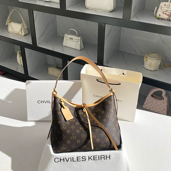 Товары от 查理科尔斯专柜品牌店