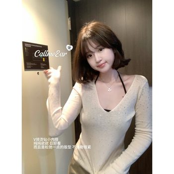 Huge-looking heavy-duty iron-on rhinestone knitted bottoming shirt for women, autumn and winter thickened soft waxy early autumn korean style v-neck top