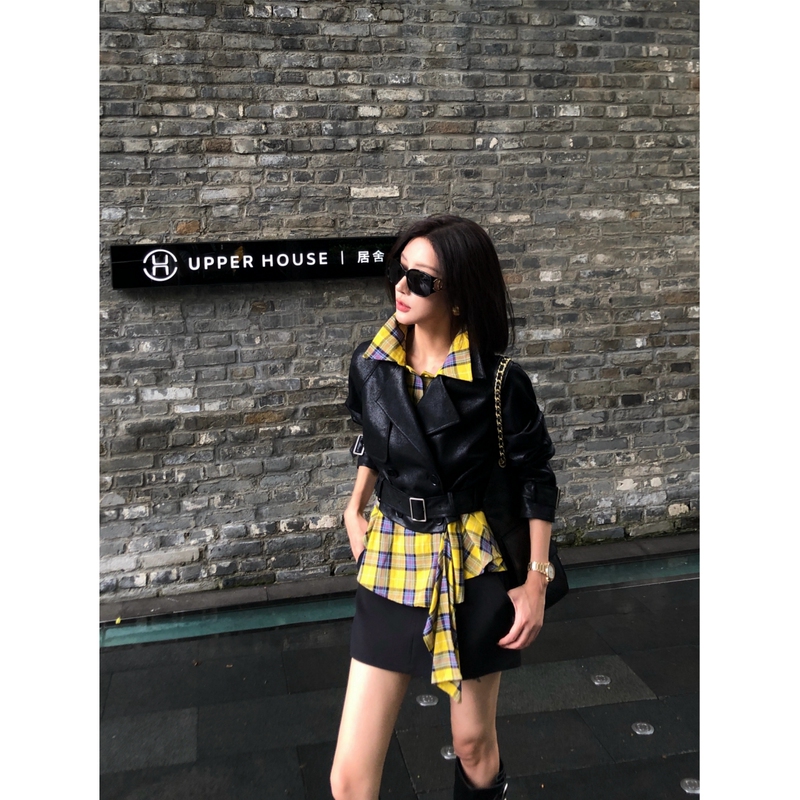 Dubaipupi Tao's Original Design, the Y2K Era, Sweet and Cool Plaid Color-Blocked Faux Two-Piece Jacket and Short Skirt Set for Women Dubaipupi Tao's Original Design, the Y2K Era, Sweet and Cool Plaid Color-Blocked Faux Two-Piece Jacket and Short Skirt Set for Women