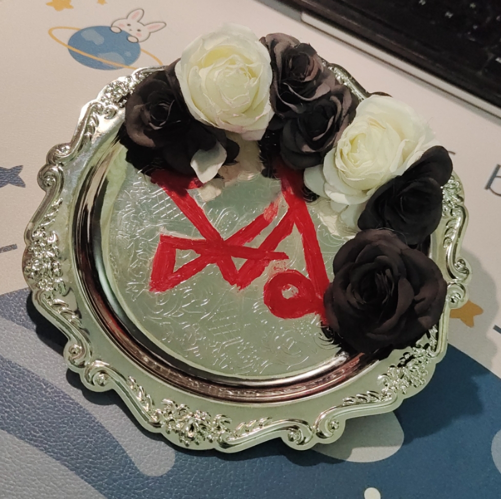 Priesthood The Lord of the Faith Cos props the Fifth Personality Truth-Taobao