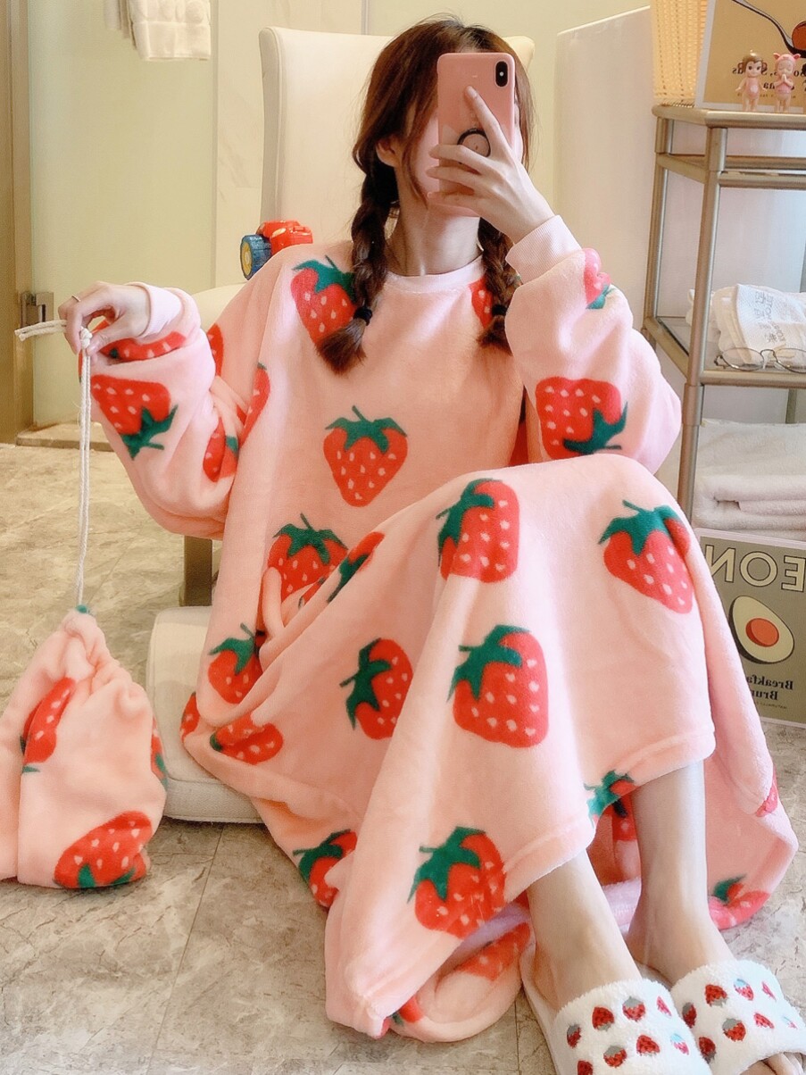Pregnant women's pajamas winter pregnancy loose day good look foreign style fashion year lengthened women's net red 2021 burst Mao Mao