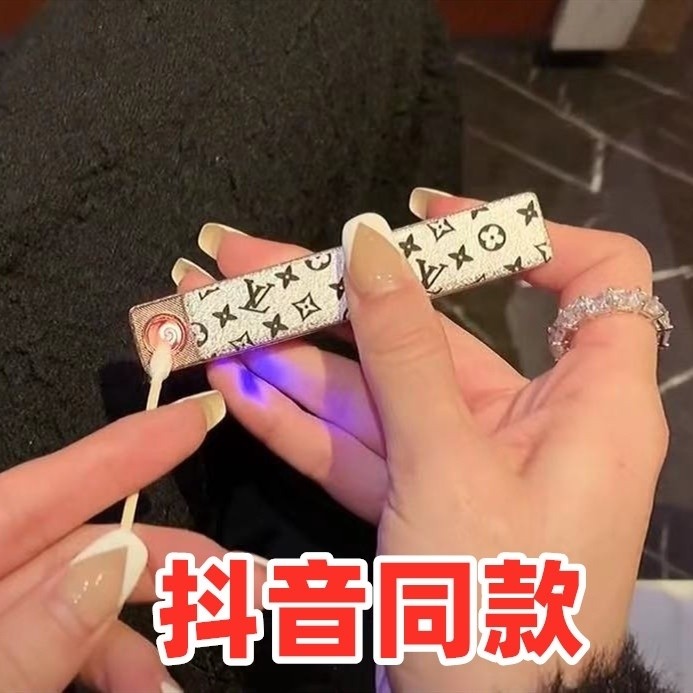 Can be charged lighter heating filament lighter outdoor wind electronic lighting woman intelligent induction