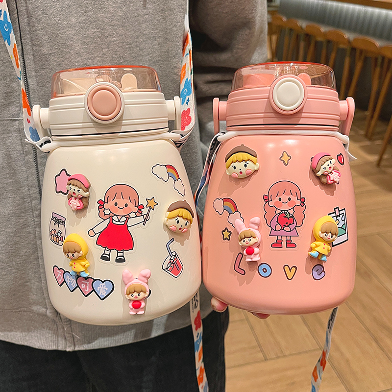 Large capacity Children's insulated cup with straw portable tennis red water glass girl student cute stainless steel mugs