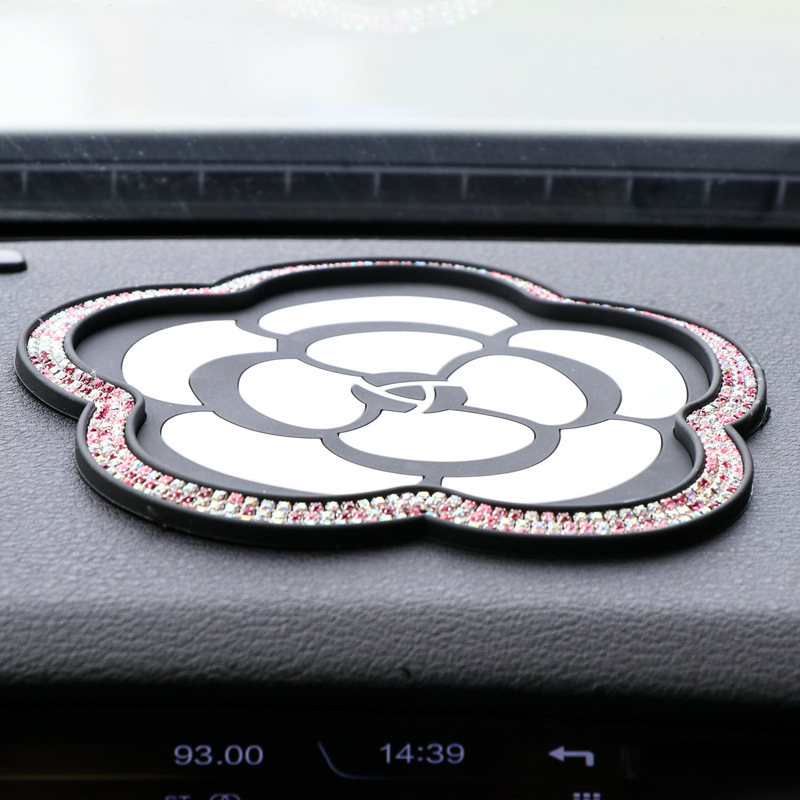 Camellia pearl anti-skid pad car instrument trolley pad car interior mobile phone decoration pad diamond-studded high temperature resistant