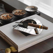 Modern light luxury metal silver curved ashtray living room coffee table desktop decoration model room sales office decoration