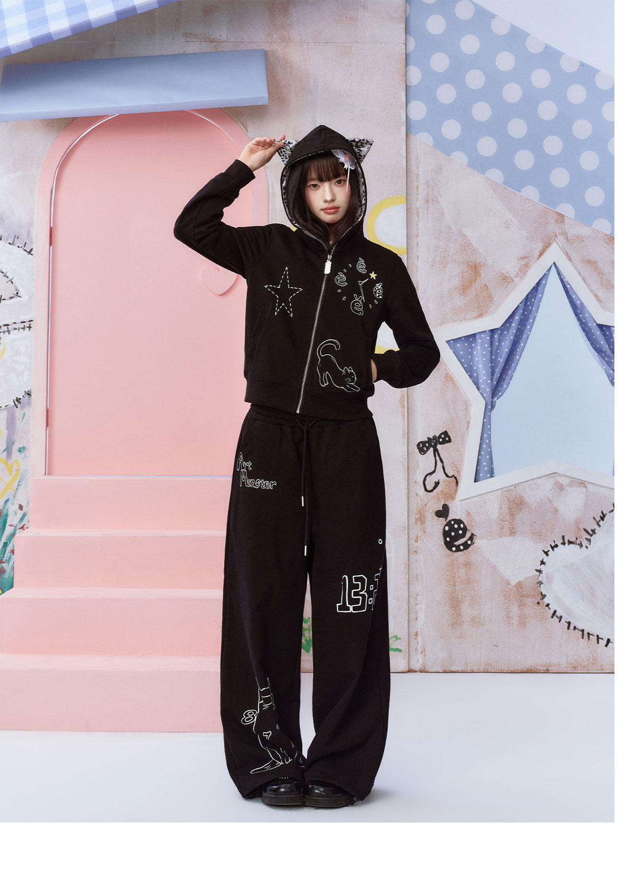 eeeeArtmonster Hand-Drawn Doodle Cat Print Sweatpants
