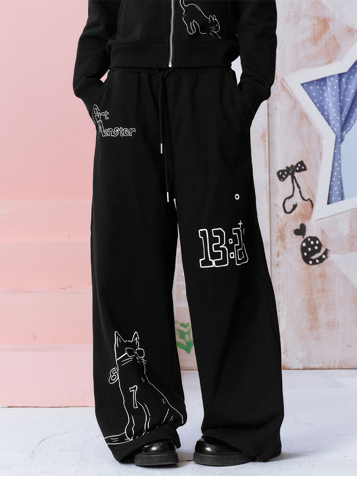 eeeeArtmonster Hand-Drawn Doodle Cat Print Sweatpants