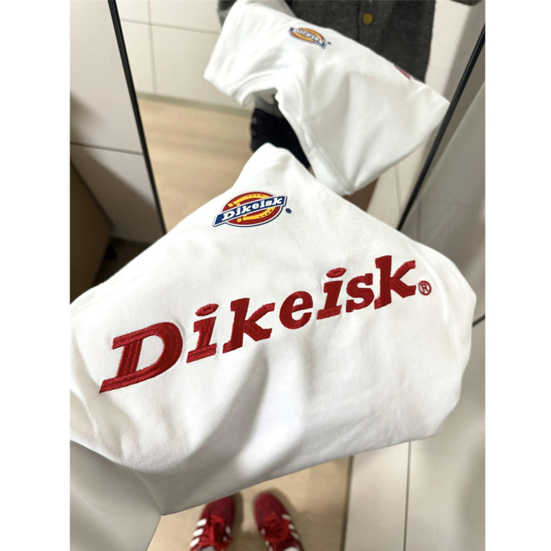 American Retro Letter Embroidered Right-Shoulder Short-Sleeved T-Shirt for Women, Summer 2026 New Loose-Fitting Couple Wear White Top