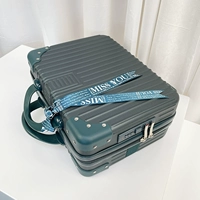 Зеленые матовые защитные накладки на углы