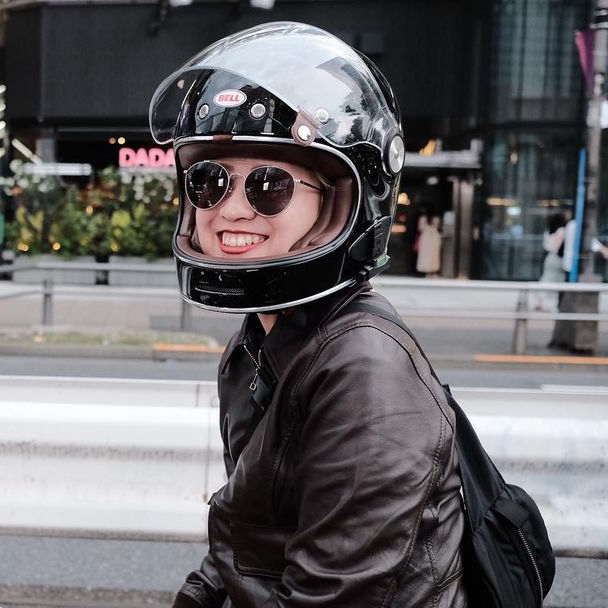 US BellBullitt retro Triumph Locomotive Safety Helmet carbon fiber men and women All Seasons Heygo Black Dog