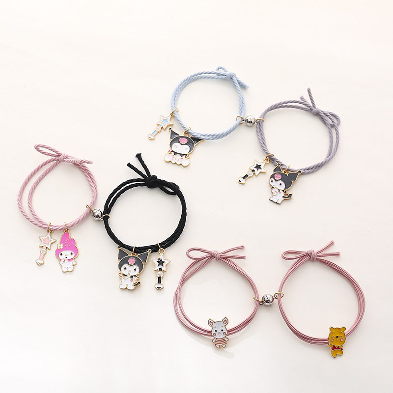 Douyin magnetic suction cartoon girlfriends couples attract each other small rubber band hand rope female cute ins to send boyfriend net red hand