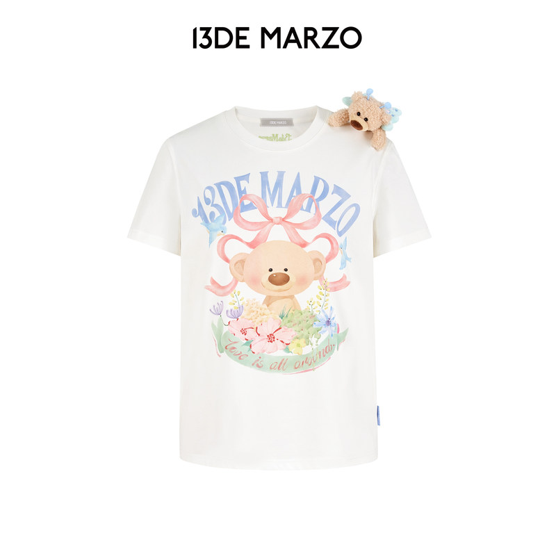 13De Marzo Domestic Store 2026 Early Spring New Floral Illustration Short-Sleeved Fashion Round-Neck Casual T-Shirt 13De Marzo Domestic Store 2026 Early Spring New Floral Illustration Short-Sleeved Fashion Round-Neck Casual T-Shirt