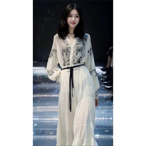 Белый осенний демисезонный лонгслив, пляжная длинная юбка