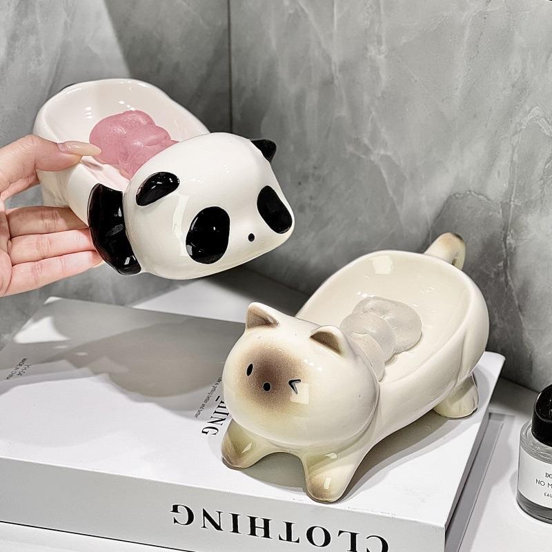 Japanese High-End Aesthetic Ceramic Soap Dish with No-Drill Drainage Hole Design, a Great Home Item for Bathroom Soap Storage