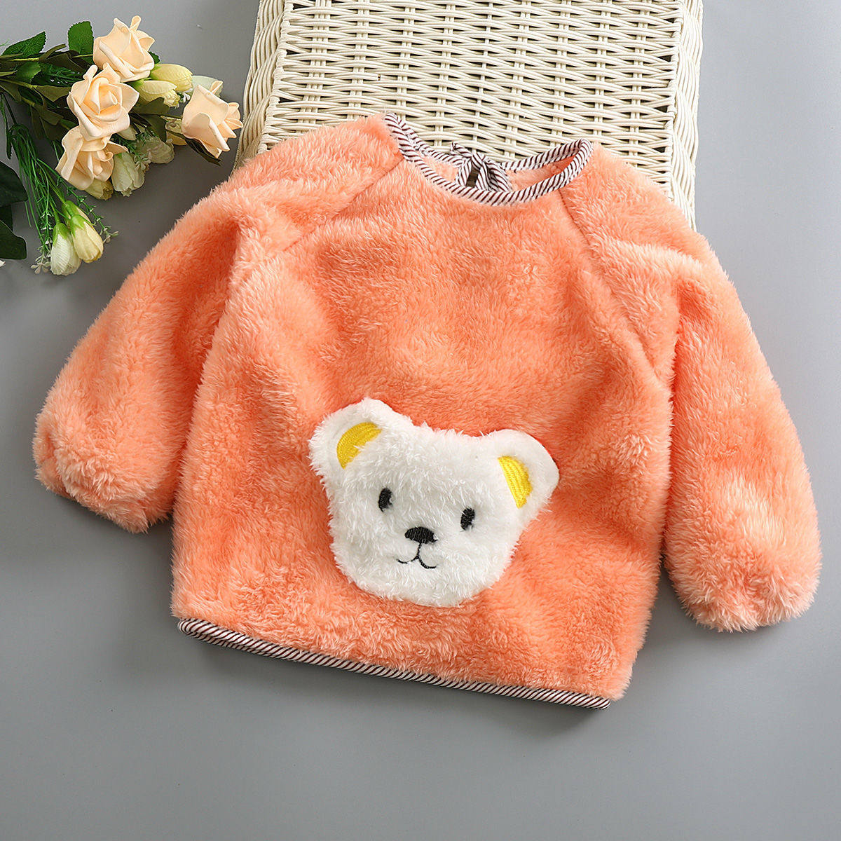 Overcoats for boys and girls in autumn and winter to wear foreign style thickening and velvet 2021 new anti-dressing children's warm jacket