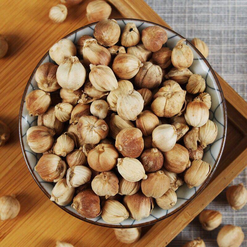 ホワイトカルダモン、ホワイトナツメグ、ホワイトナツメグ、肉の煮込みやシチュー用のスパイスブレンド。